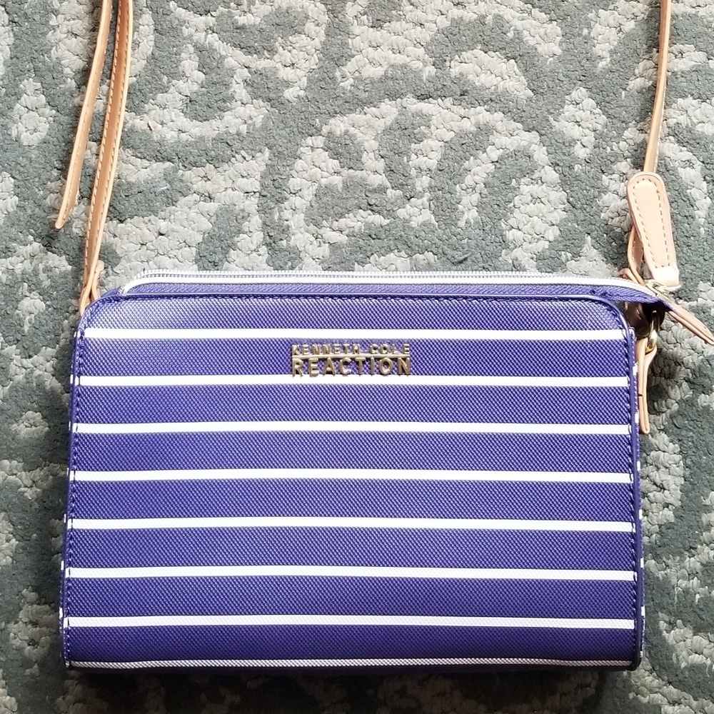 KENNETH COLE POCKETBOOK